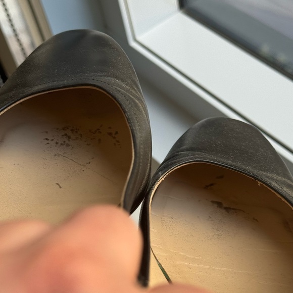 Everlane Black Italian Day Heel Size 8.5 (scratched and signs of wear) - Picture 5 of 13